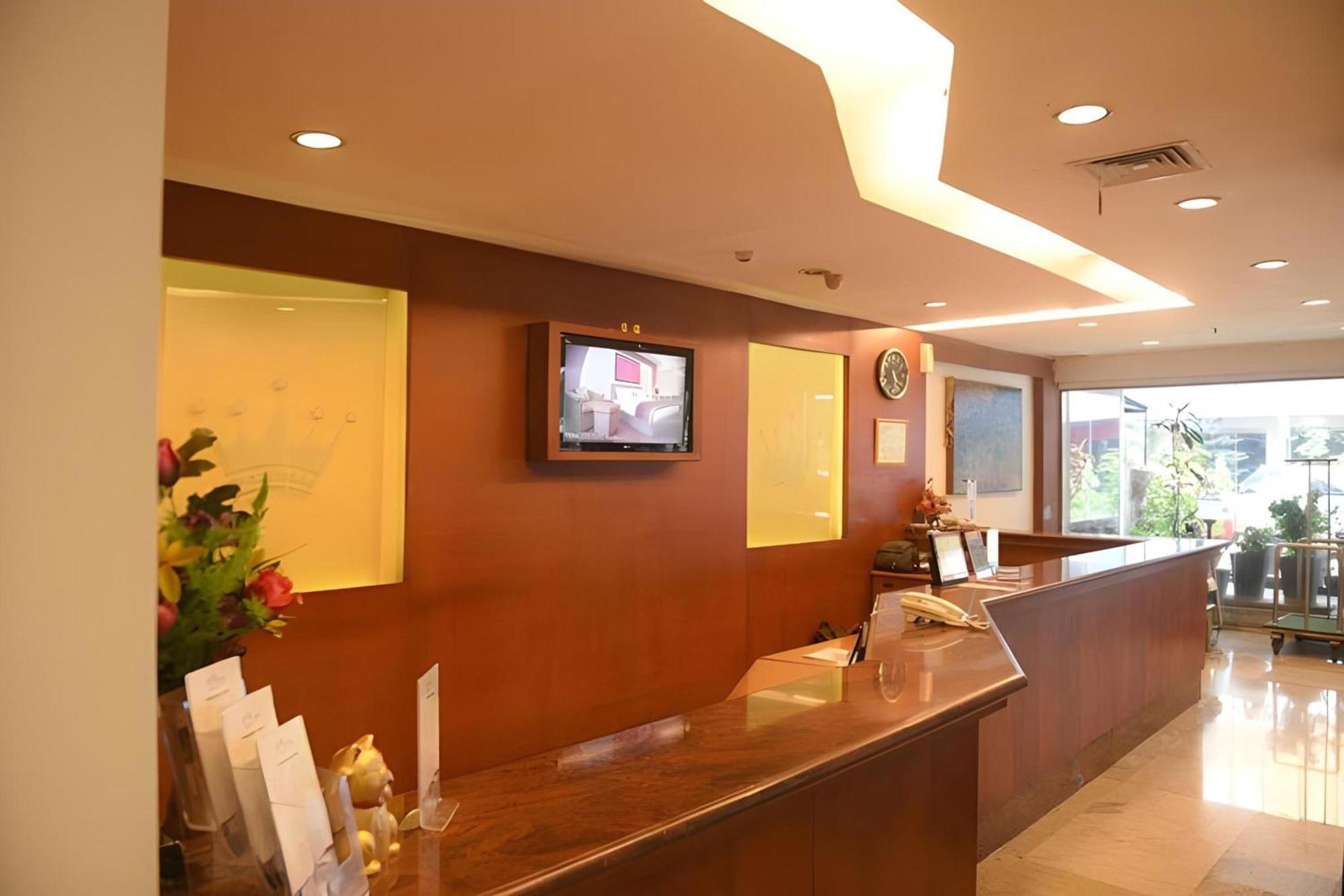 Super Oyo Collection O 166 Hotel Princess Palembang Eksteriør billede